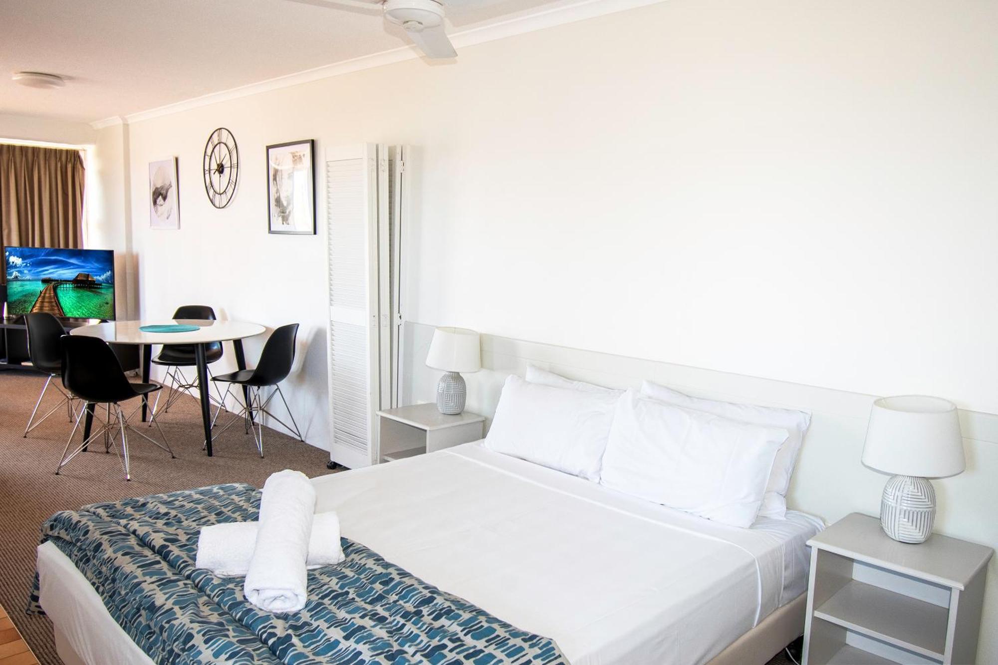 Equinox 3* Gold Coast