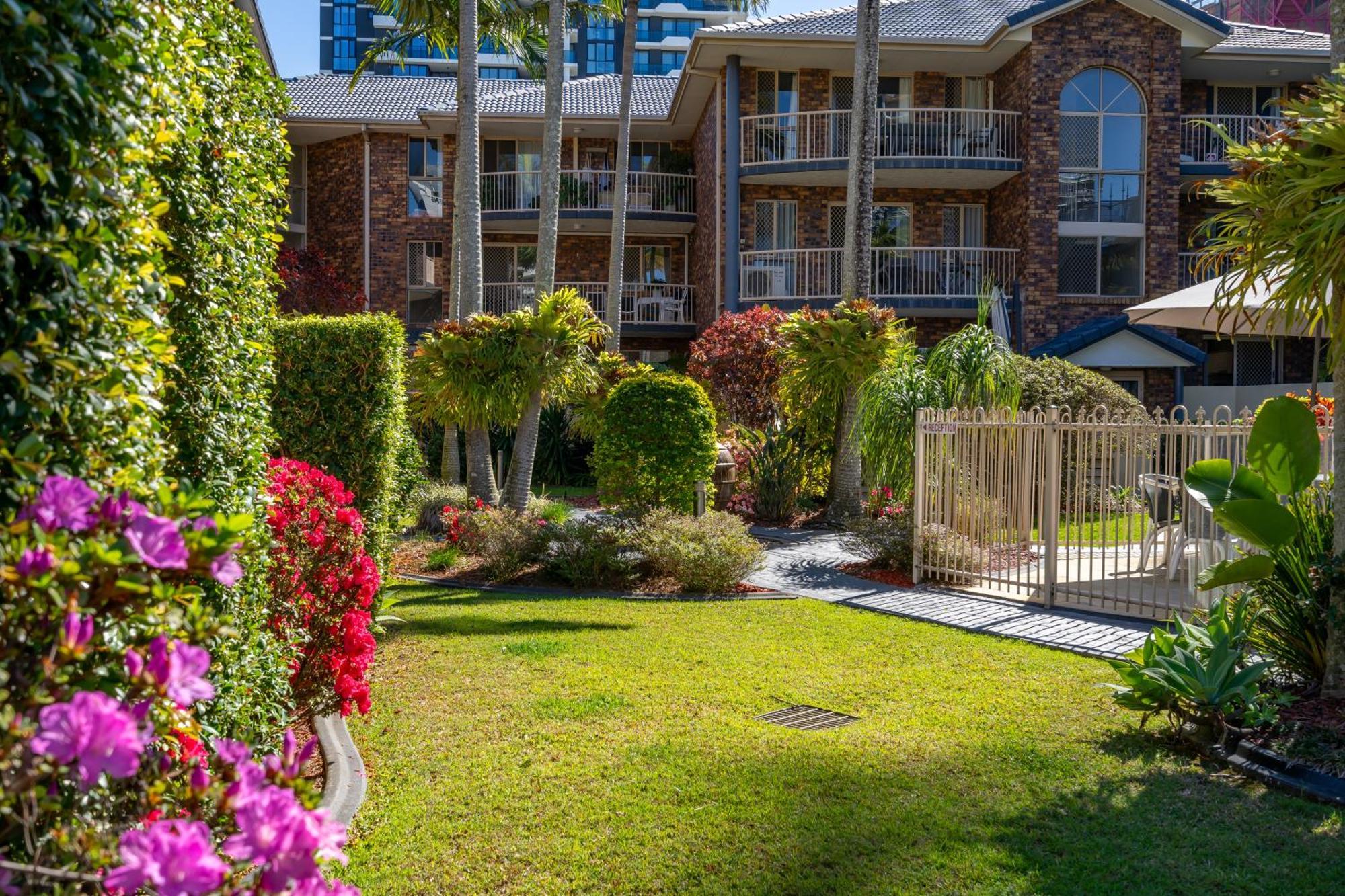 Aparthotel Oceanside Cove Gold Coast