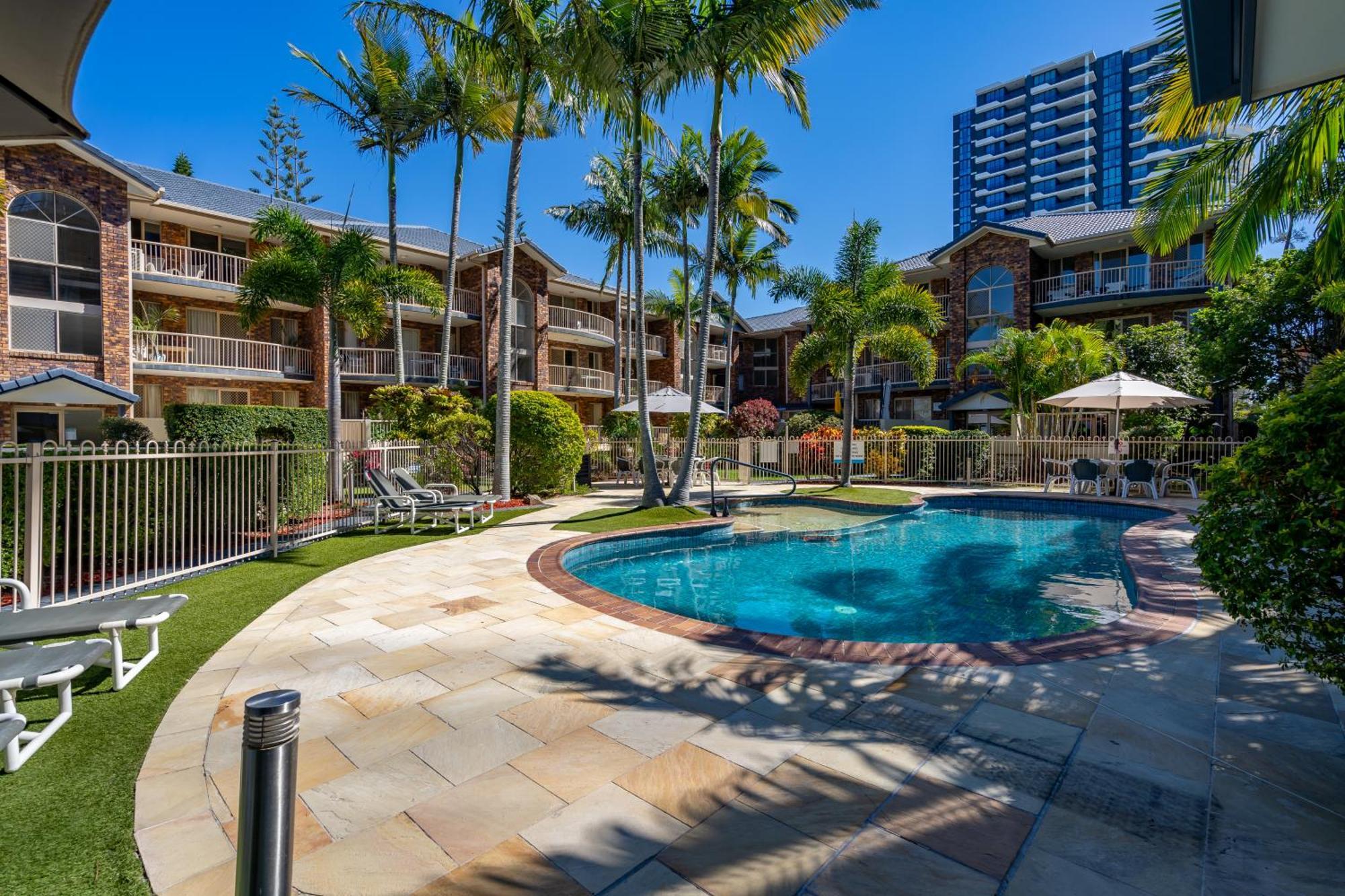 Aparthotel Oceanside Cove 4*