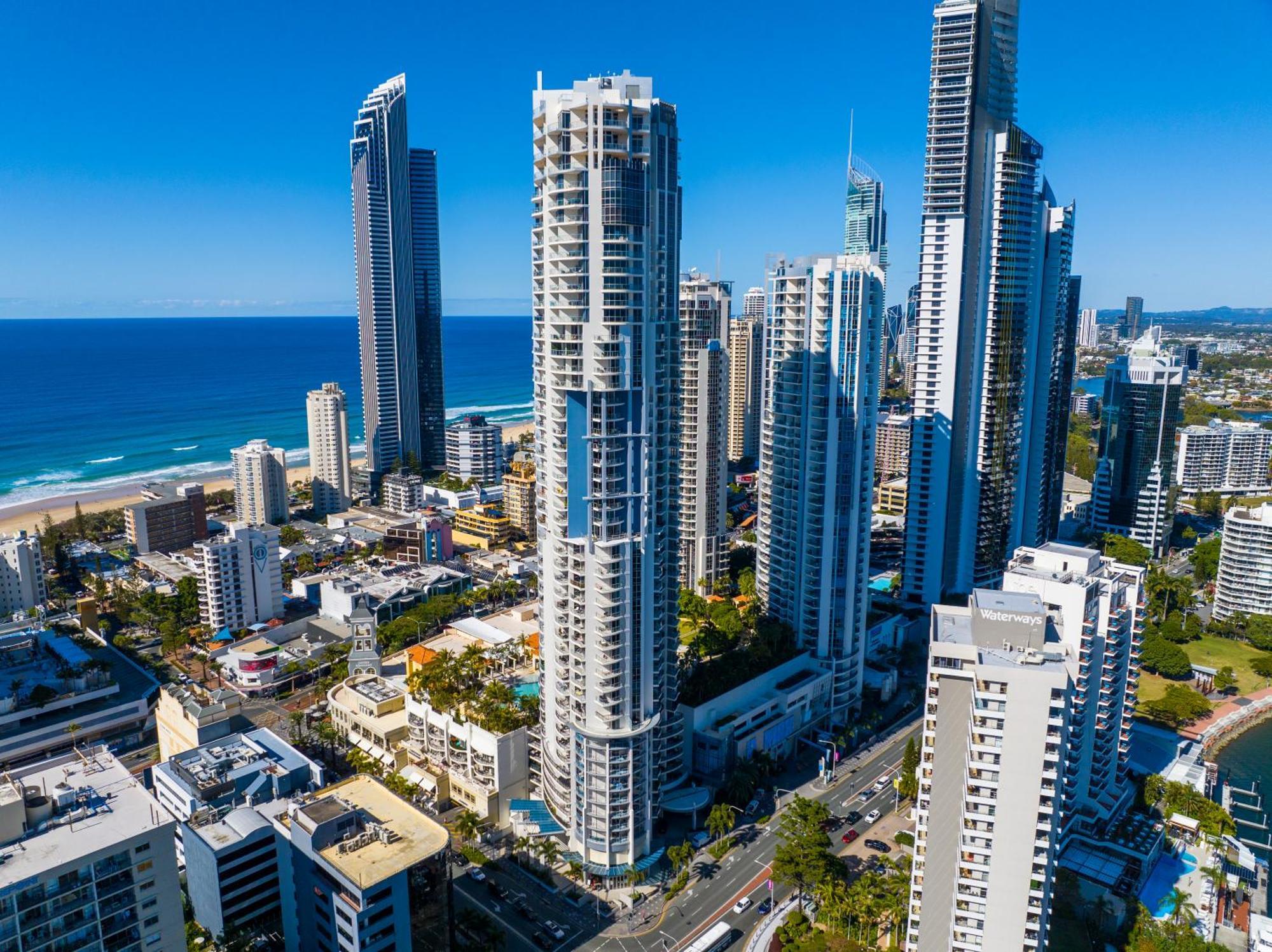 Chevron Renaissance Surfers Paradise Sleeps 10 4th Floor - Optimise