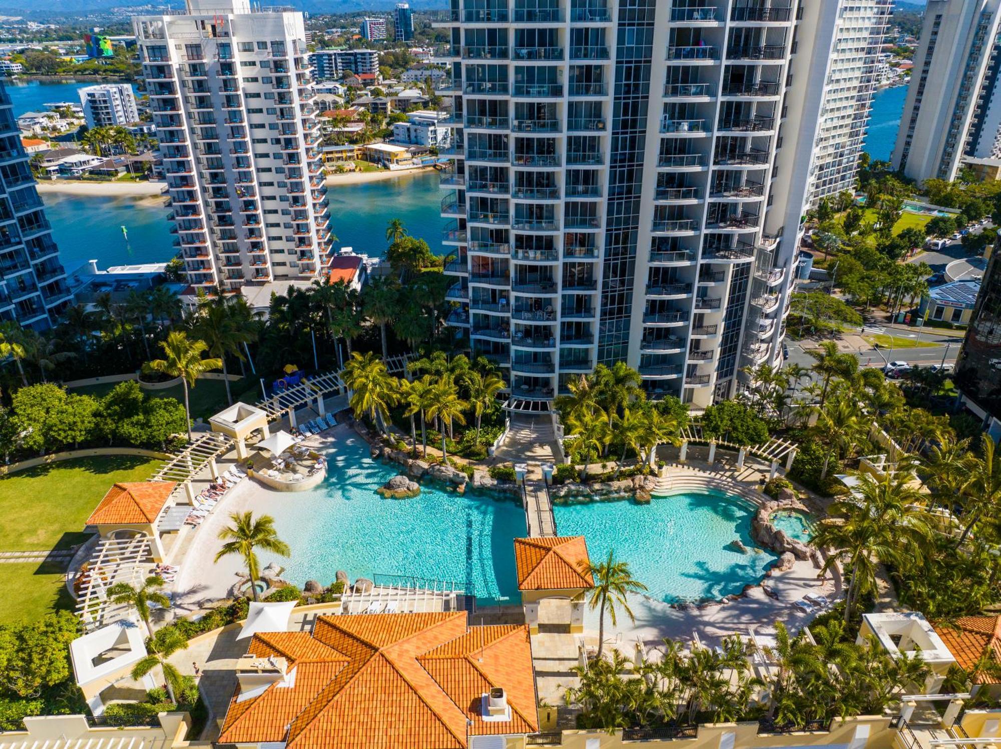 Apartment Chevron Renaissance Surfers Paradise Sleeps 10 4th Floor - Optimise Gold Coast