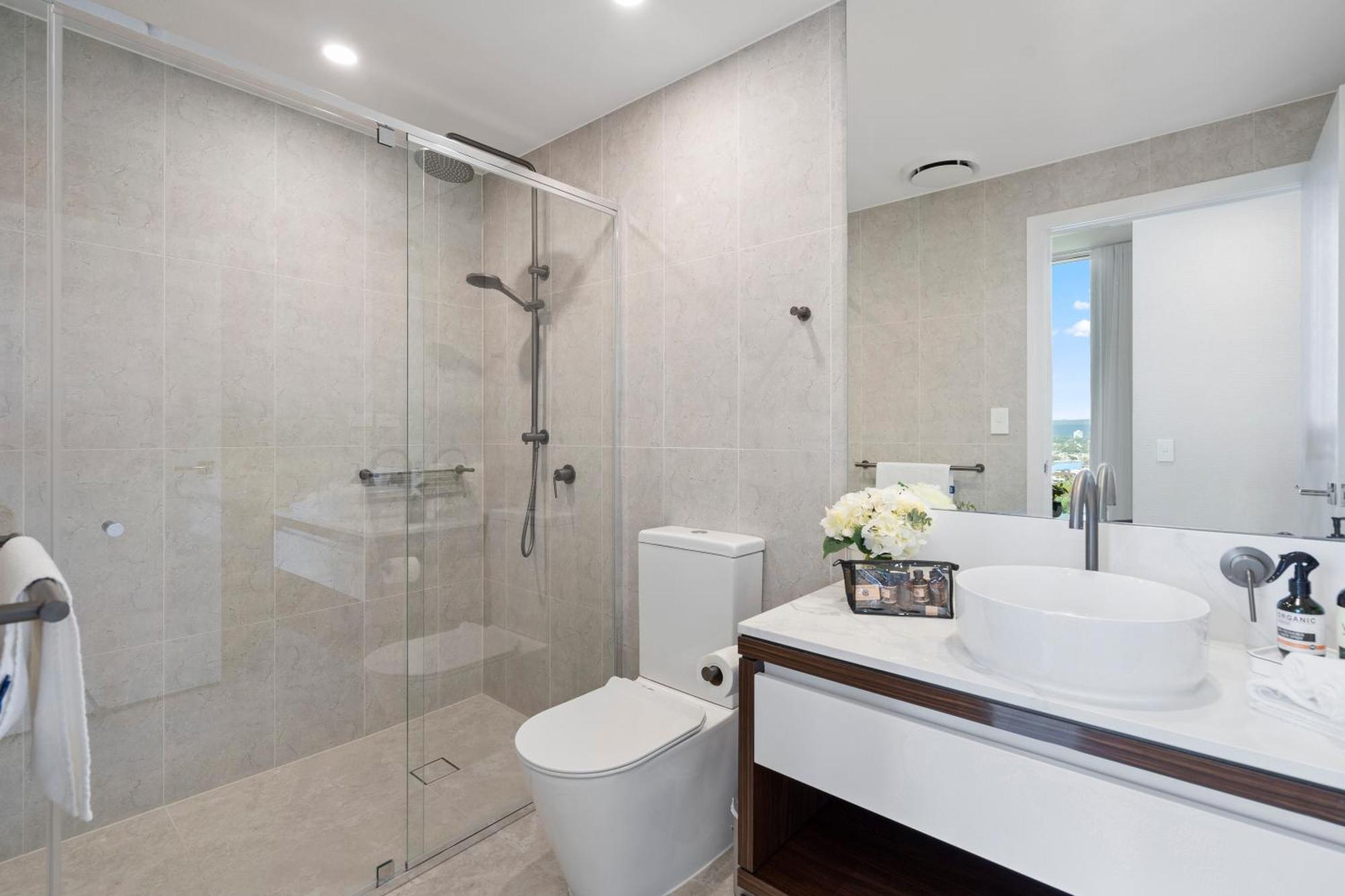The Gallery Pure Luxary Sleeps 6 - Optimise *
