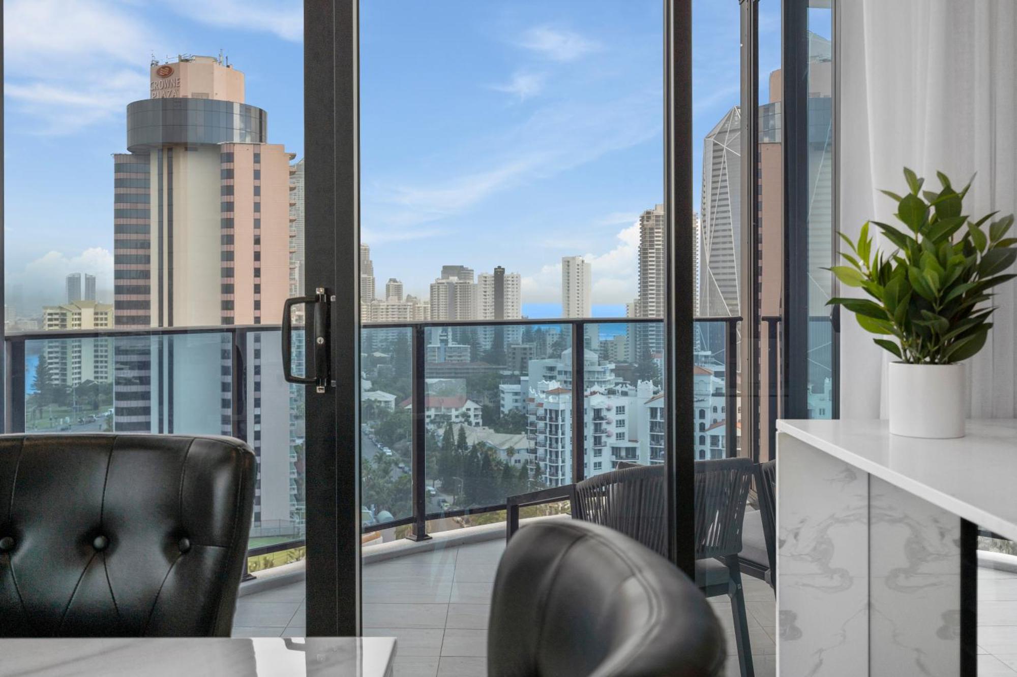 The Gallery Pure Luxary Sleeps 6 - Optimise Apartment *