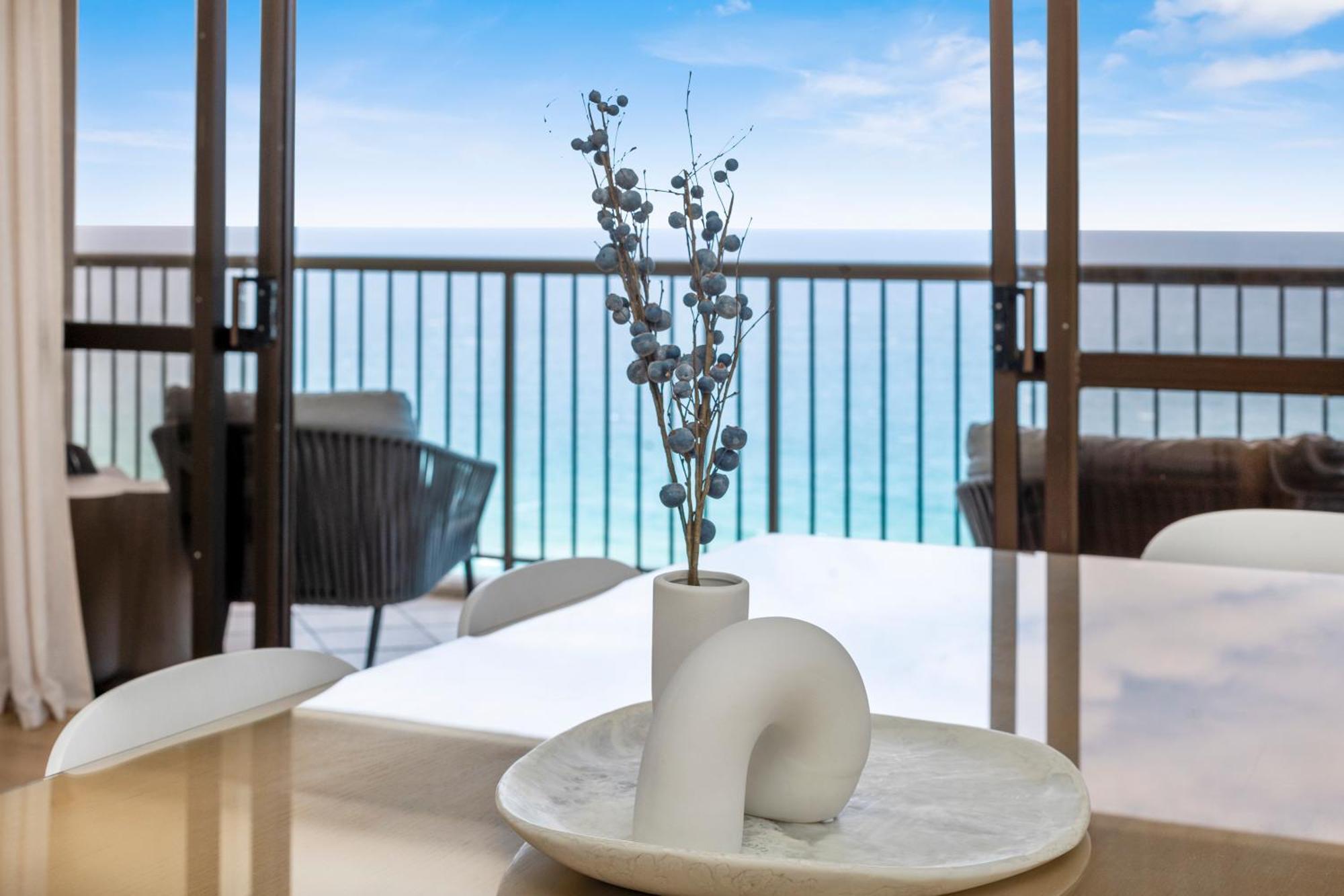 Burleigh Esplanade Aparthotel