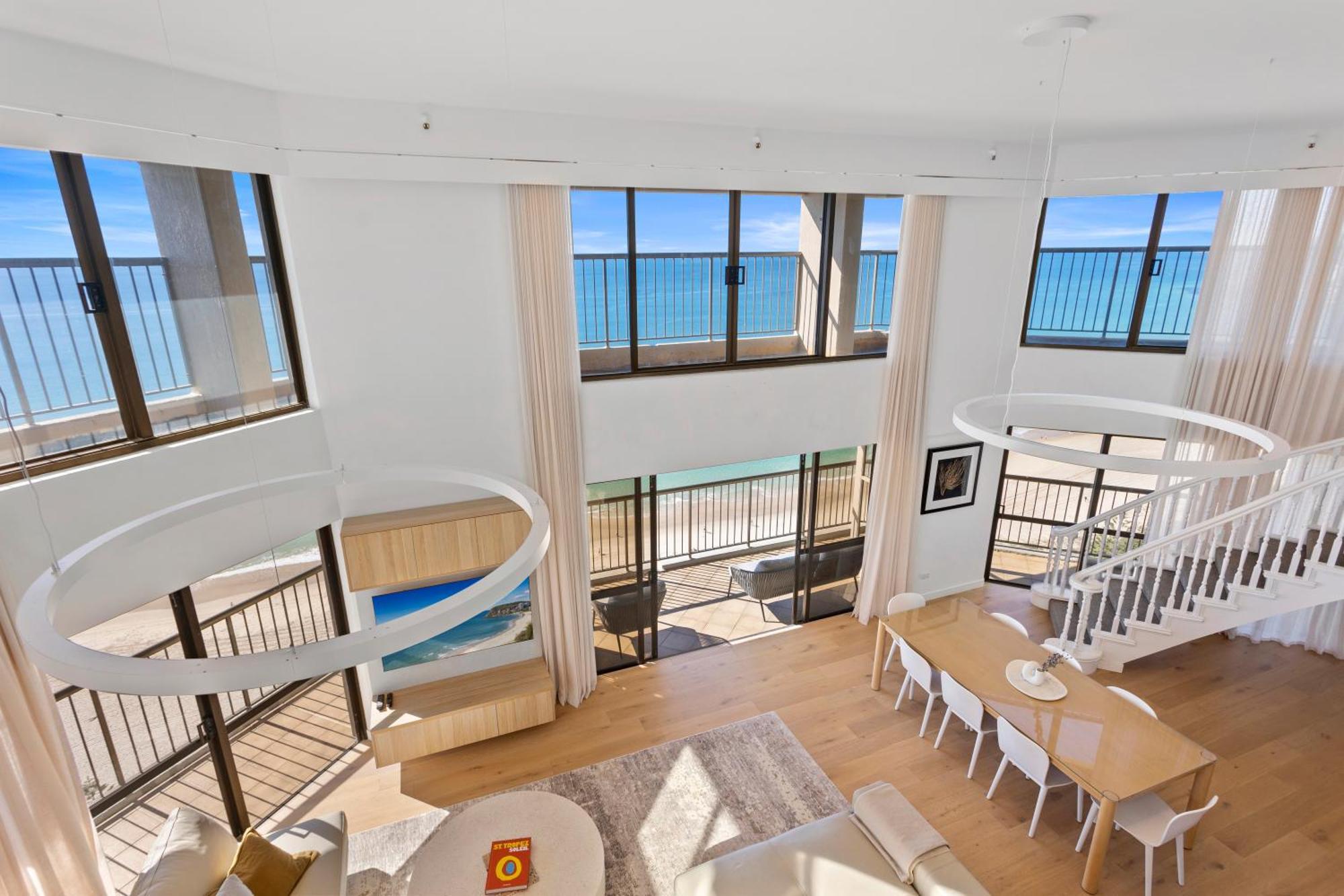 Burleigh Esplanade 4* Gold Coast