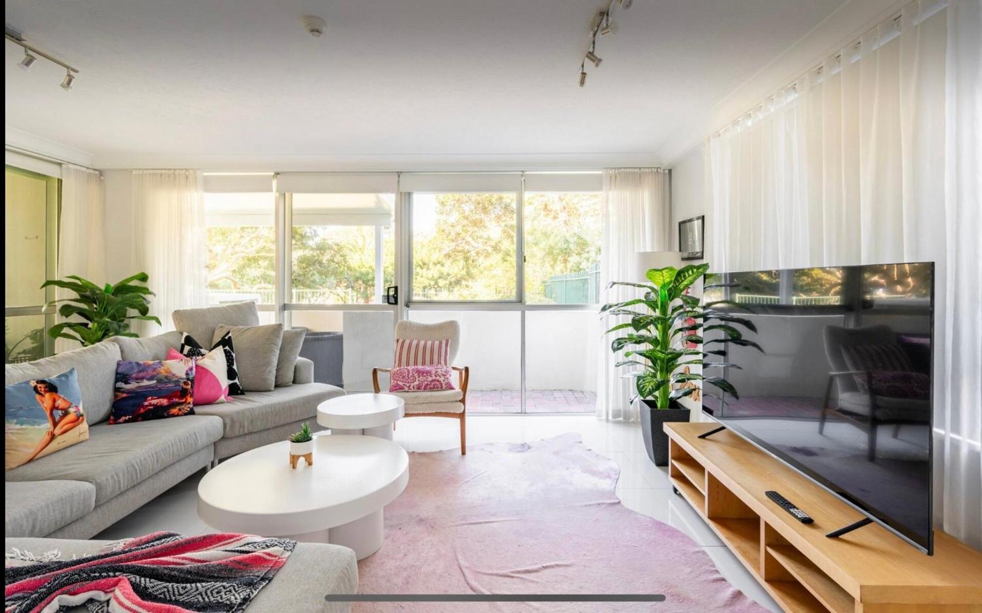 Beachside Beauty At Burleigh Pavilion! Apartment *