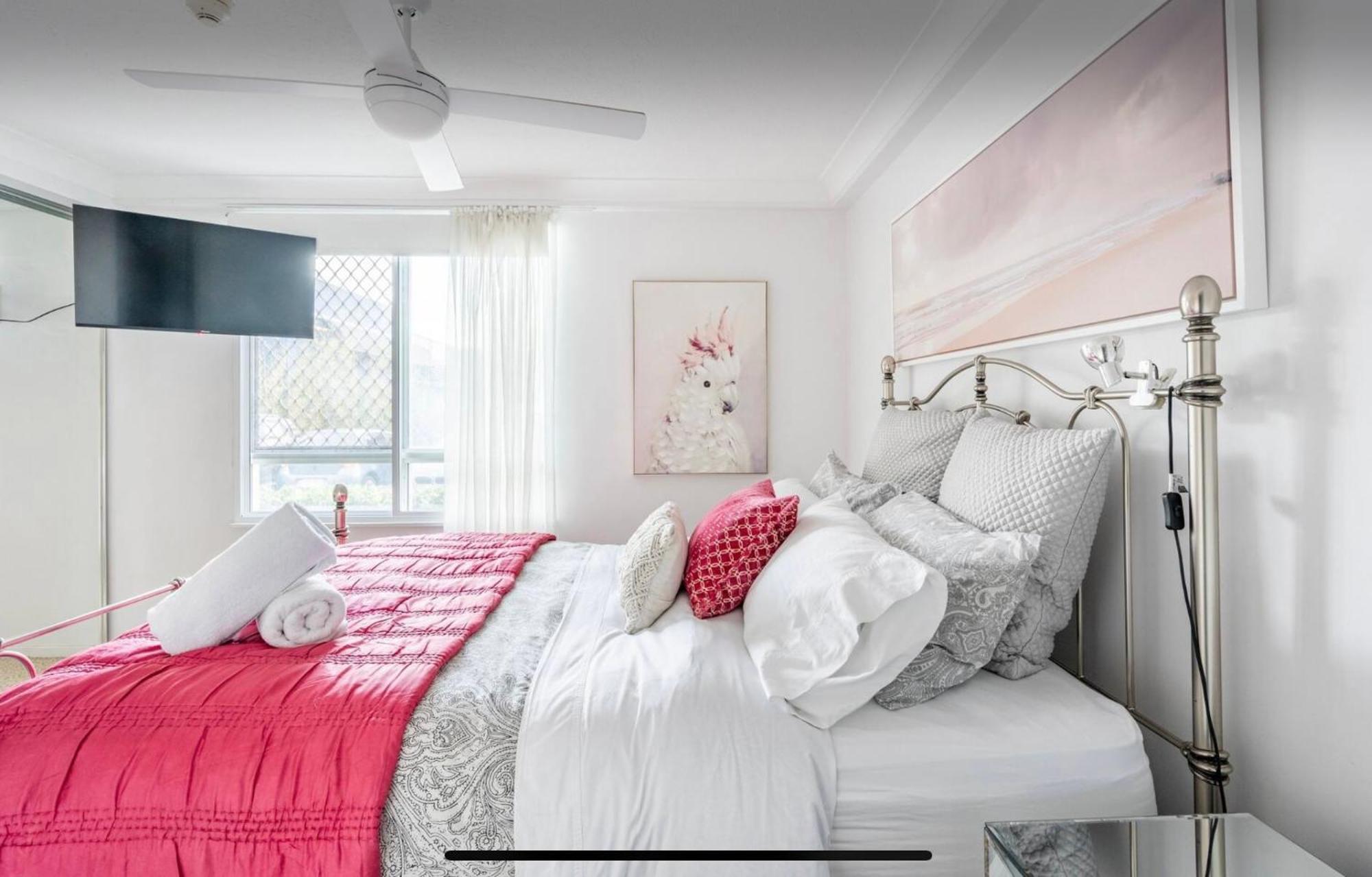 Beachside Beauty At Burleigh Pavilion! Apartment