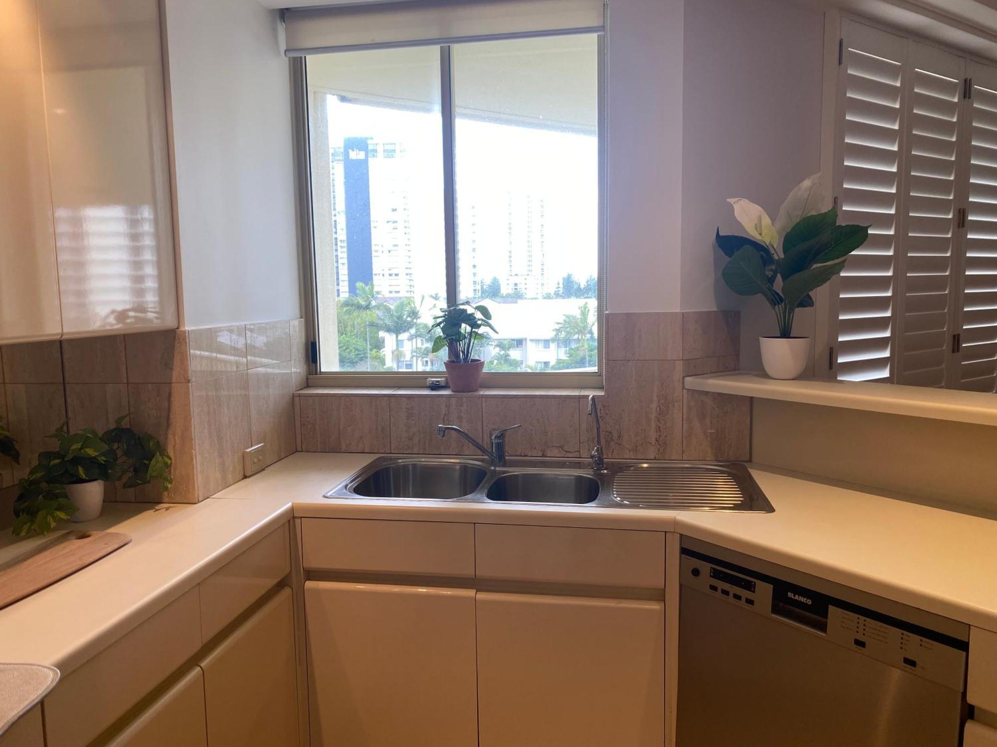 Contessa 4* Gold Coast