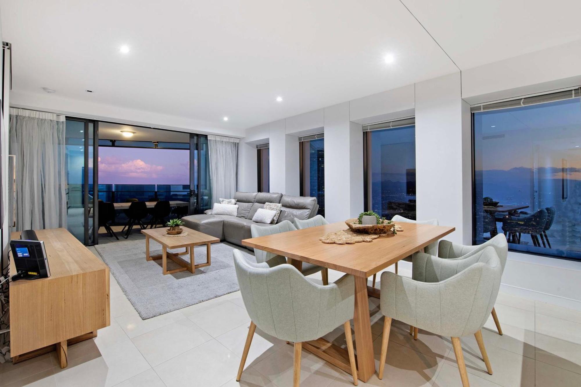 Apartment Soul Surfers Paradise: Oceanview Oasis *
