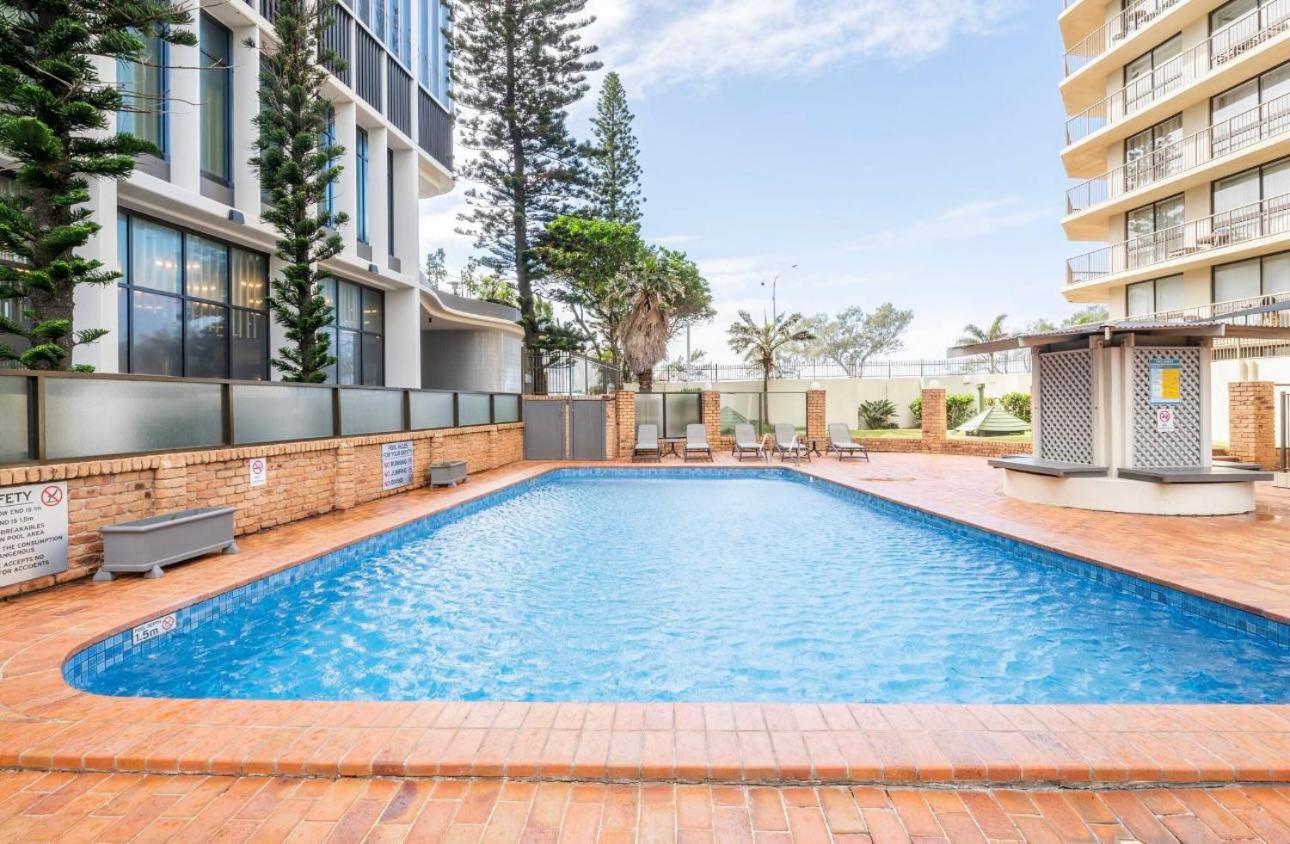 Apartment The Imperial--unobstructed Forefront Seascape-sub Penthouse!
