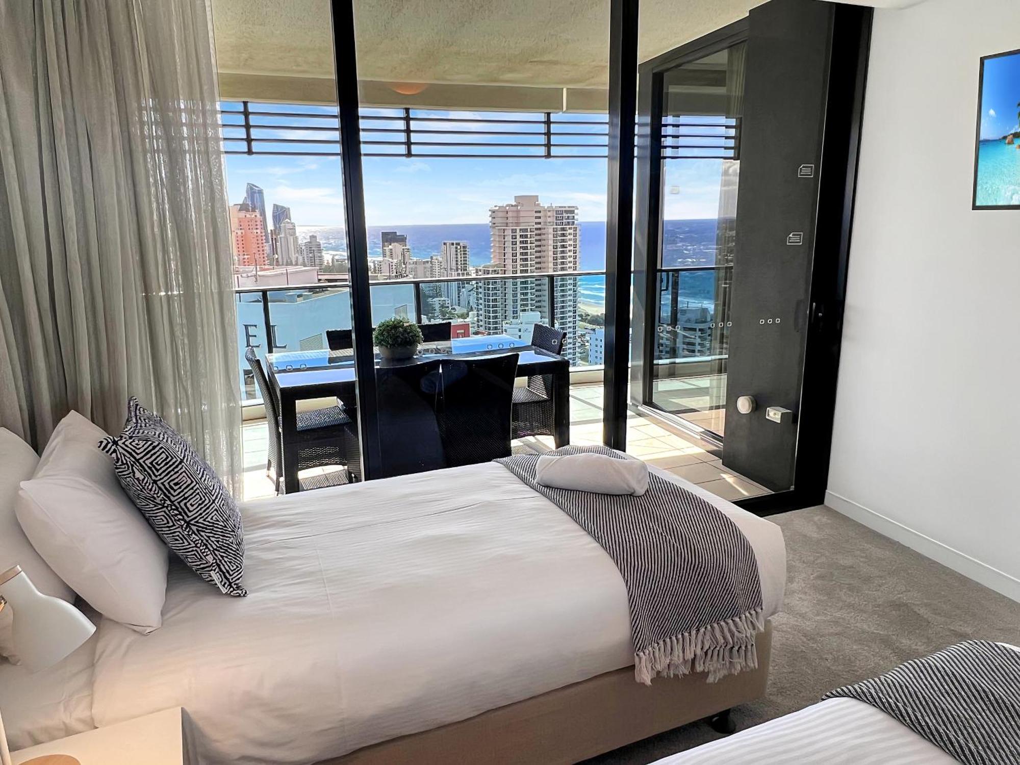 Oracle 28th Floor Tower 2 Ocean Views! - Gc Getaways *