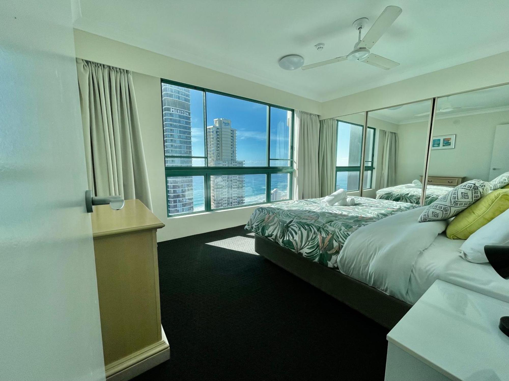 Apartment Crown Towers *