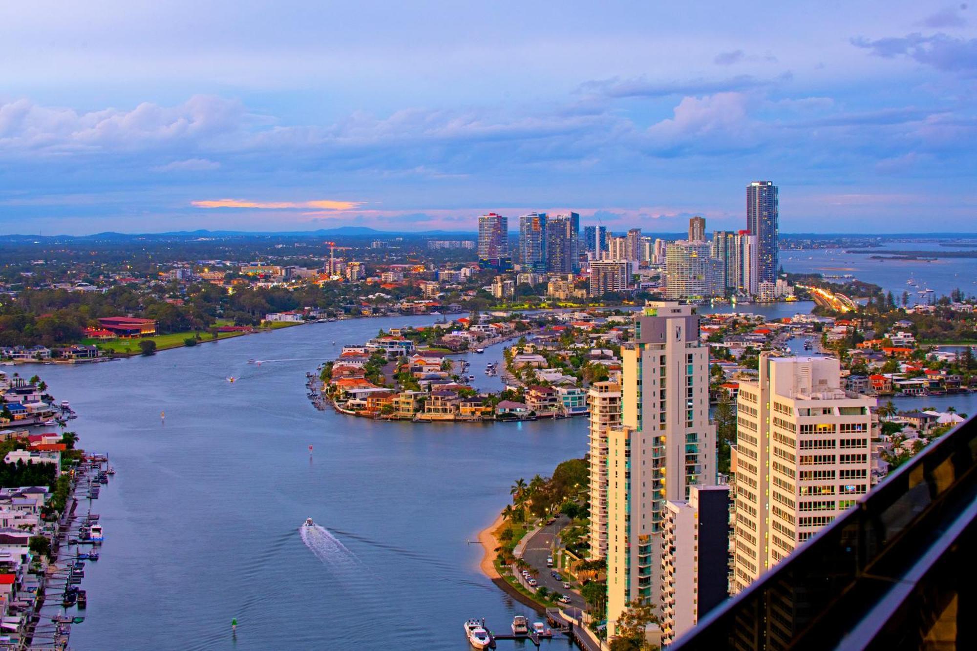 Circle On Cavill Surfers Paradise- 2 Bedroom Sky * Gold Coast