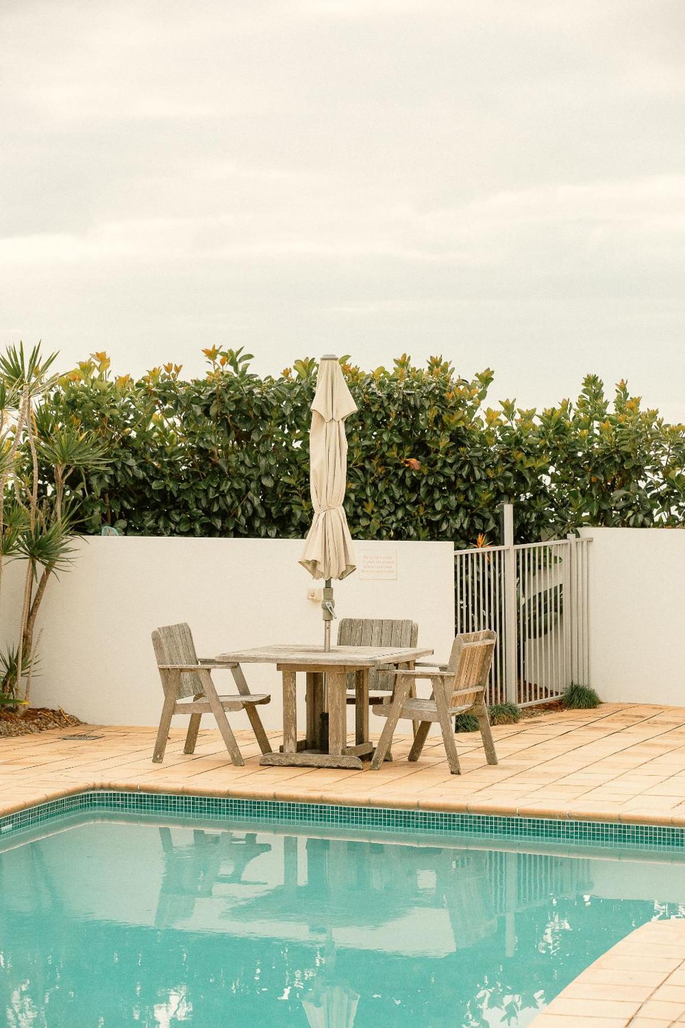Waves 203 On Currumbin