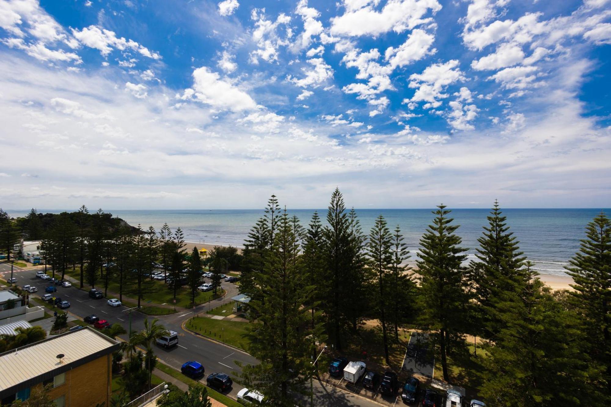 Burleigh Surf