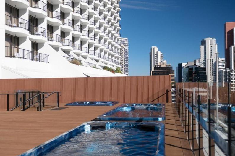 Ocean View In Surfers Paradise Gold Coast