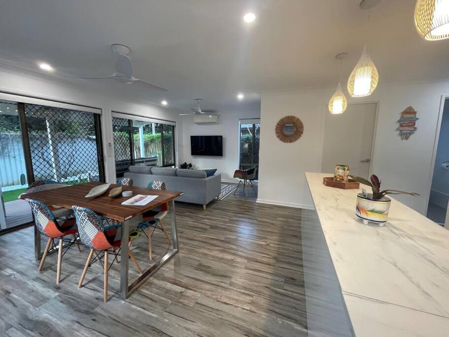 Villa Seabreeze On Mermaid Beach/ Broadbeach Gold Coast
