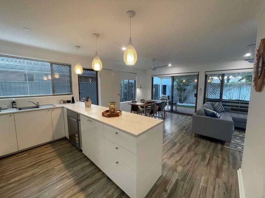 Seabreeze On Mermaid Beach/ Broadbeach Gold Coast