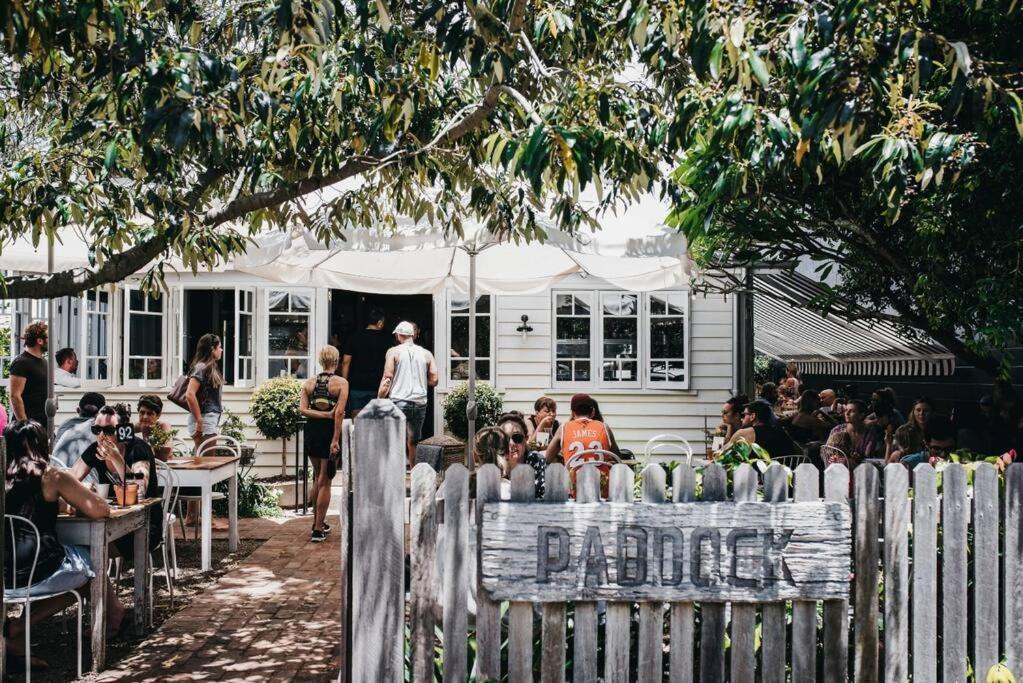 Seabreeze On Mermaid Beach/ Broadbeach Villa