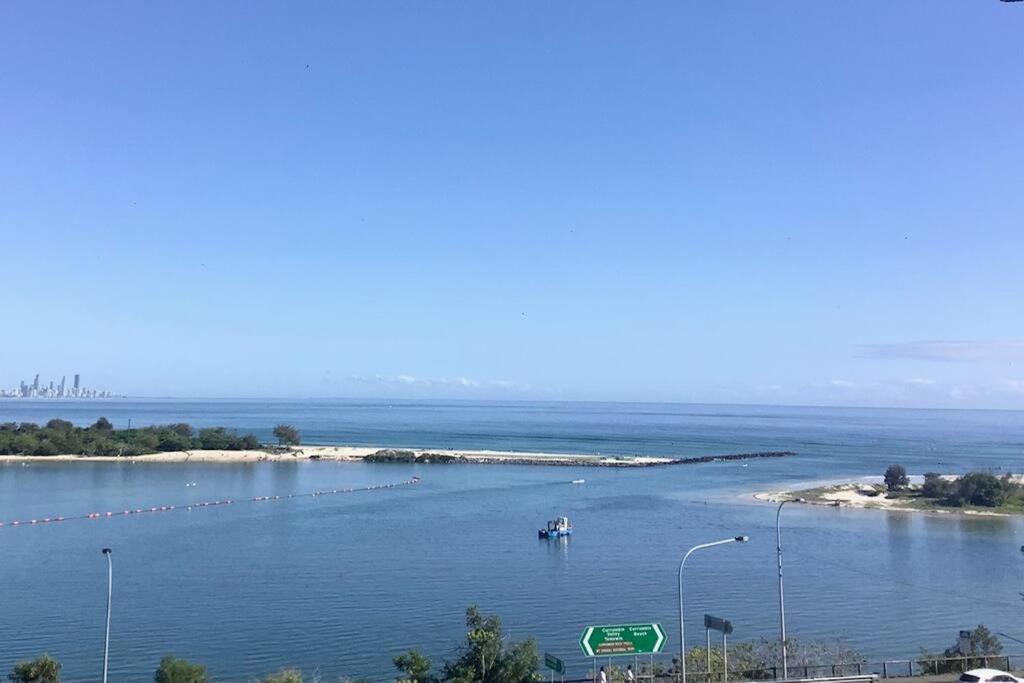 Currumbin Stunning Ocean Views! *