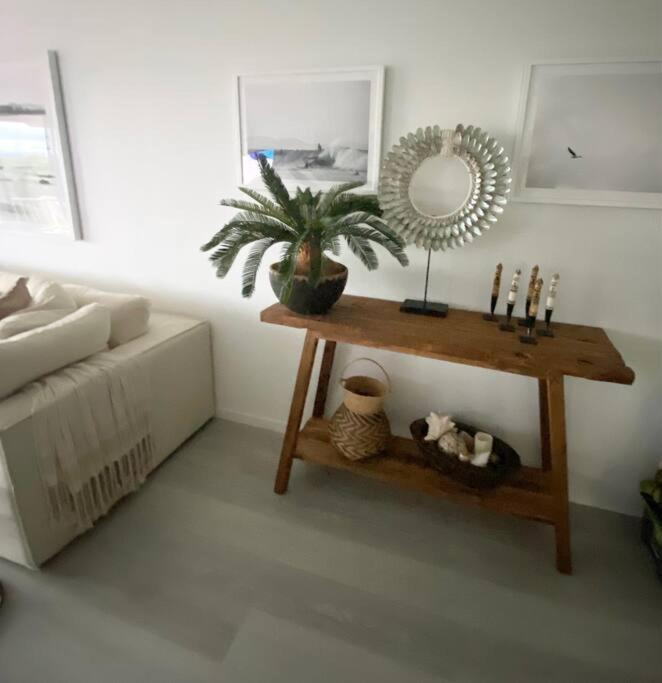 Apartment Currumbin Stunning Ocean Views! *