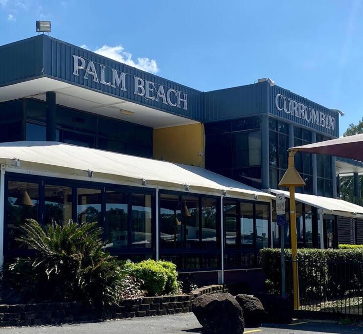 Apartment Currumbin Stunning Ocean Views! Gold Coast