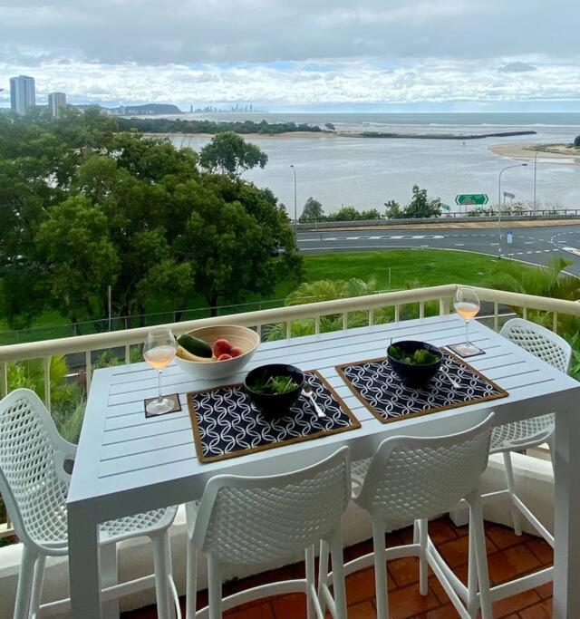 Currumbin Stunning Ocean Views! Gold Coast