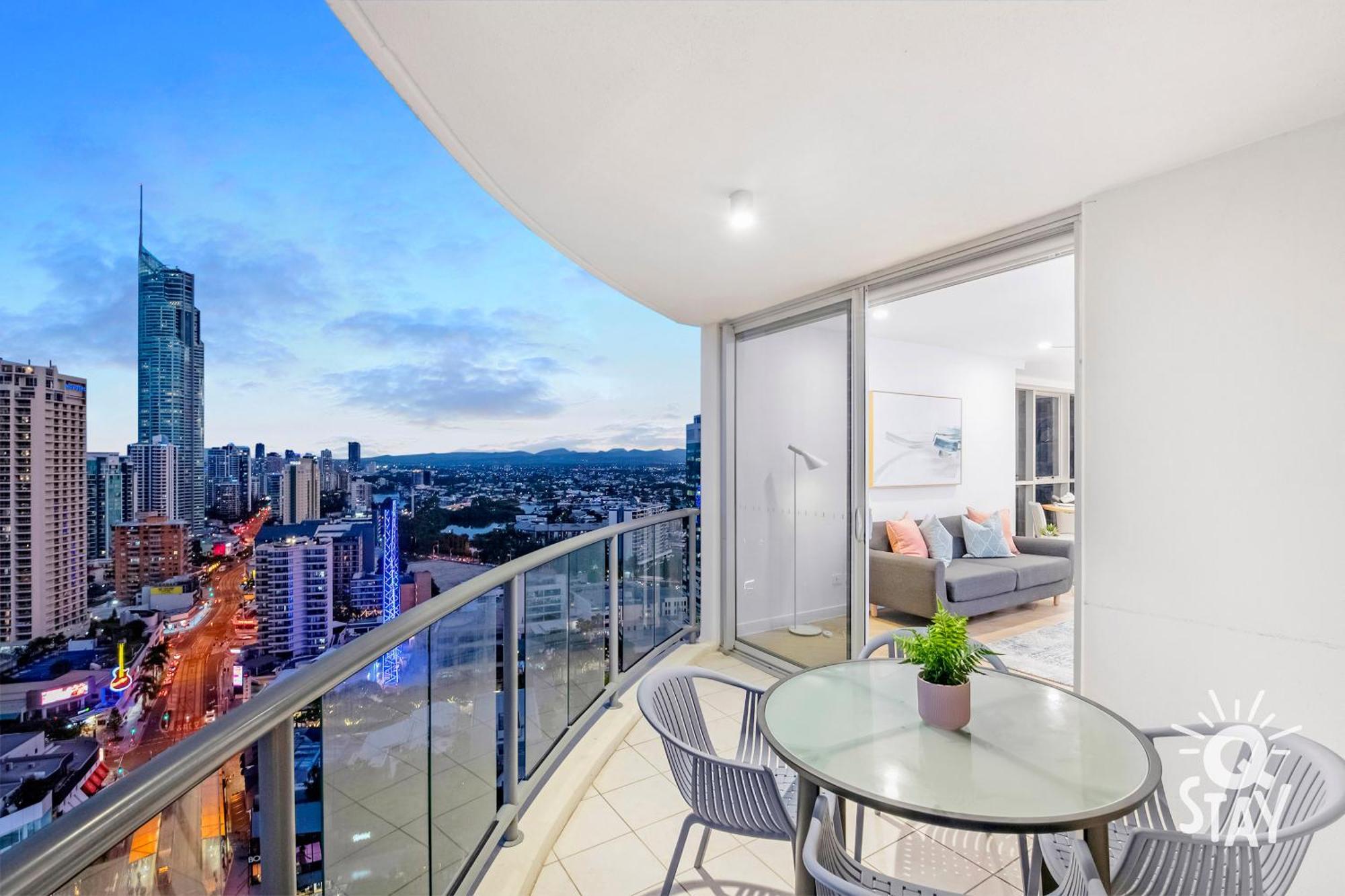 Chevron Renaissance By Vaun Gold Coast