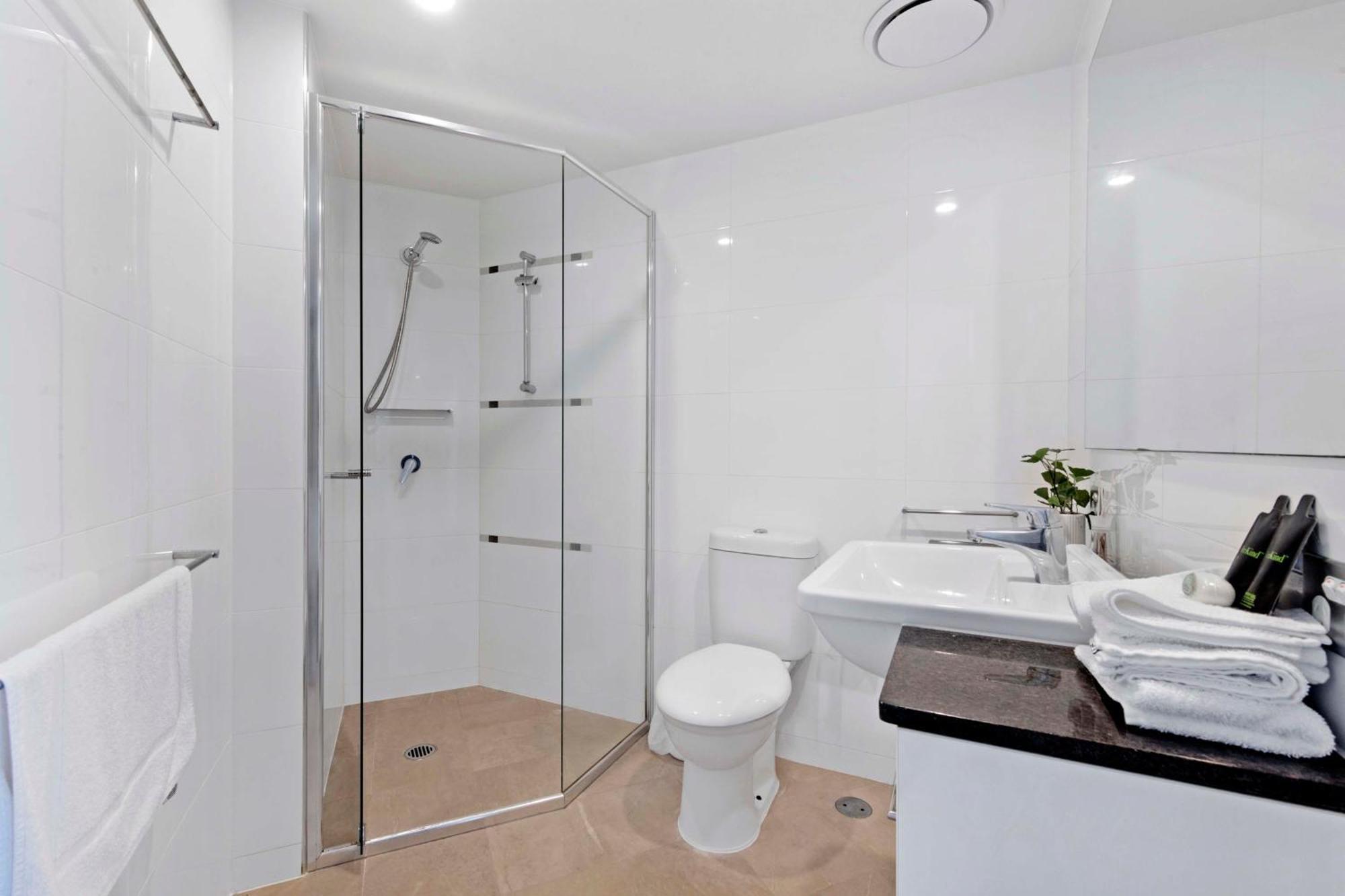 Sierra Grand Broadbeach - Self Contained & Privately Managed *