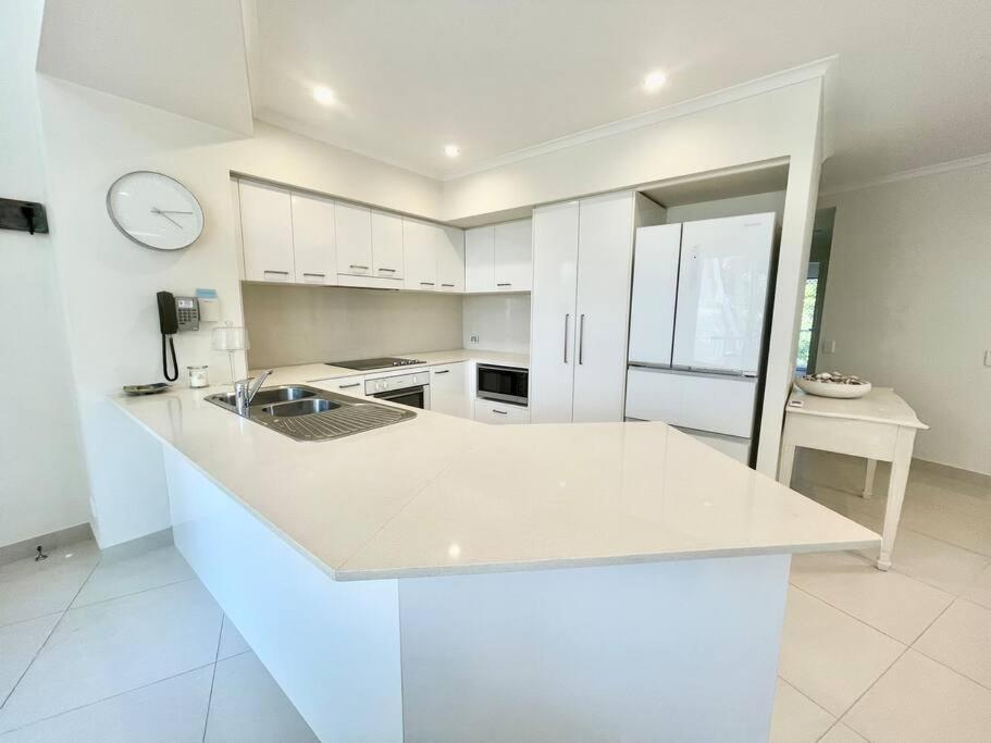 Diamond 30 * Gold Coast