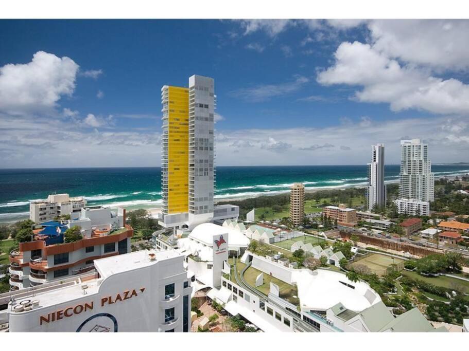 Apartment 2202 Luxury The Wave *
