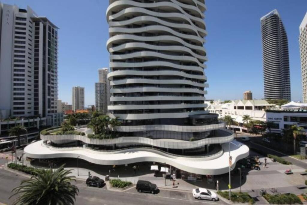 2202 Luxury The Wave Gold Coast