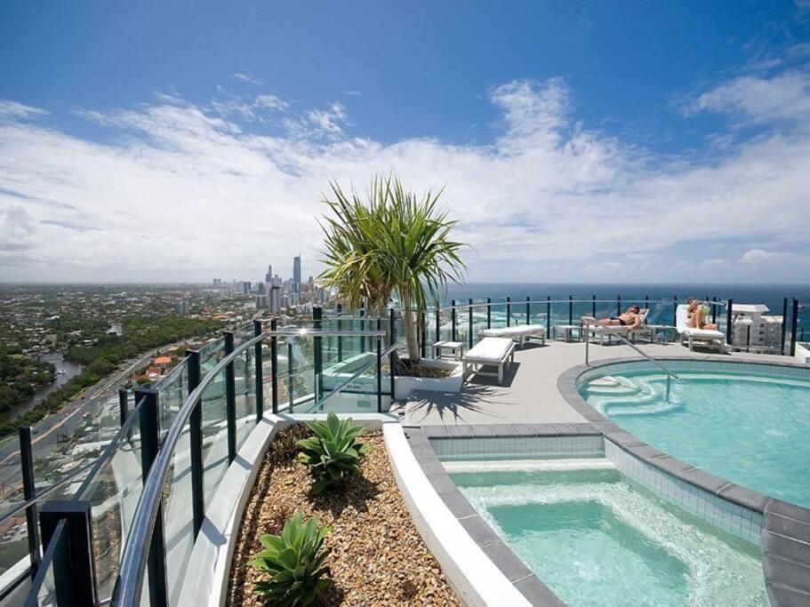 Apartment 2202 Luxury The Wave *