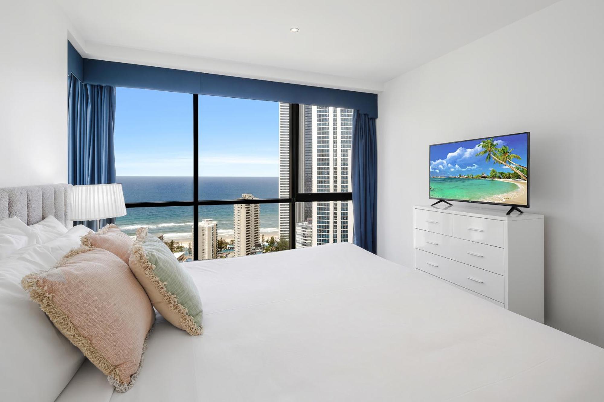 Circle On Cavill Gold Coast