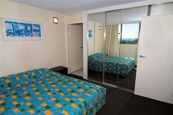 President - Absolute Beachfront 3*