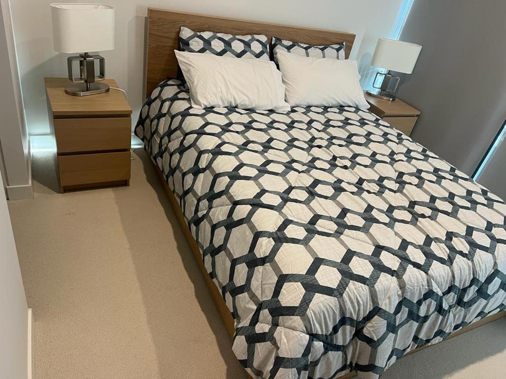 Beautiful Ocean View Signature Broadbeach Apartment *