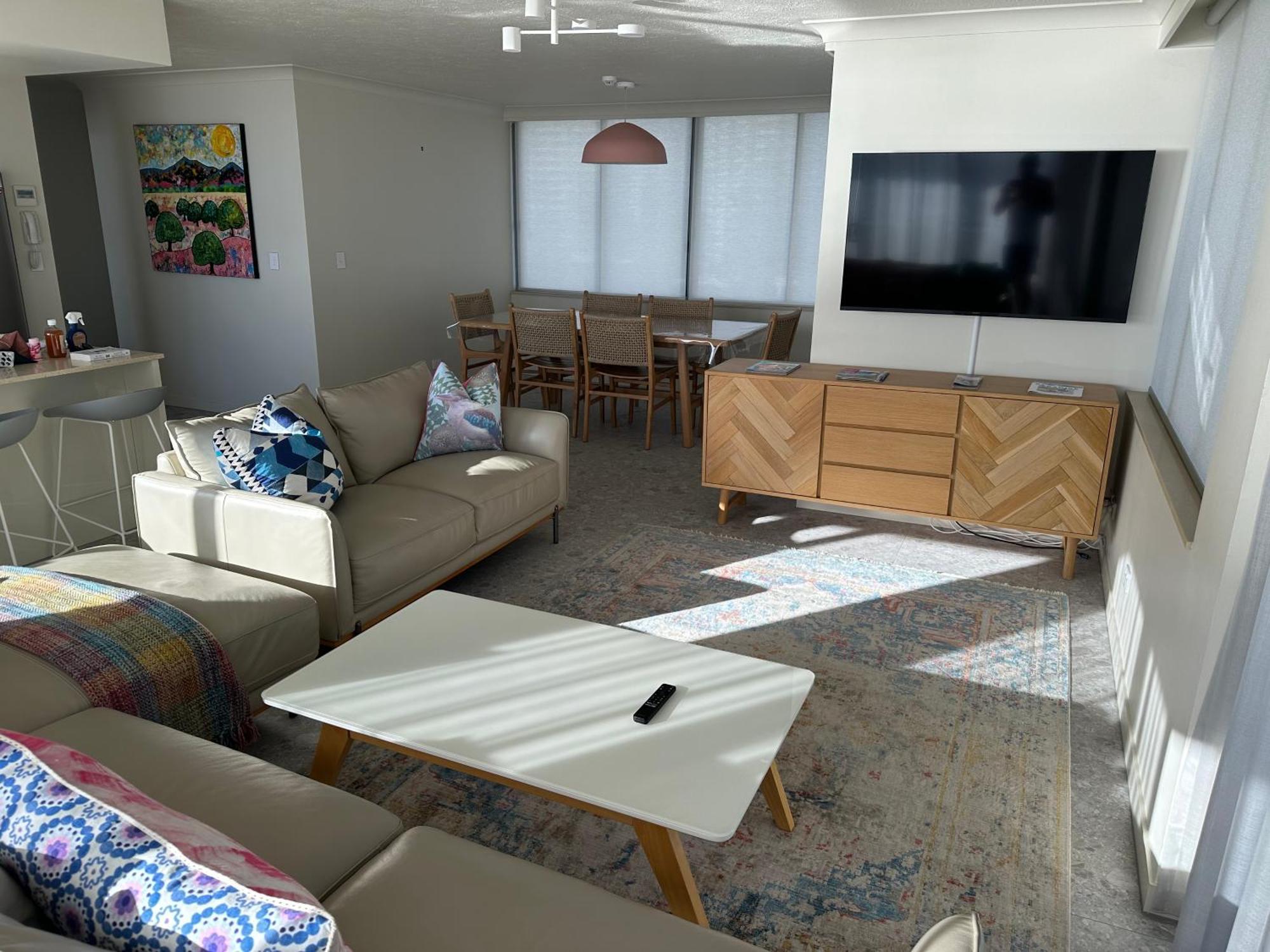 Absolute Frontage Two Bedroom Apartment Gold Coast