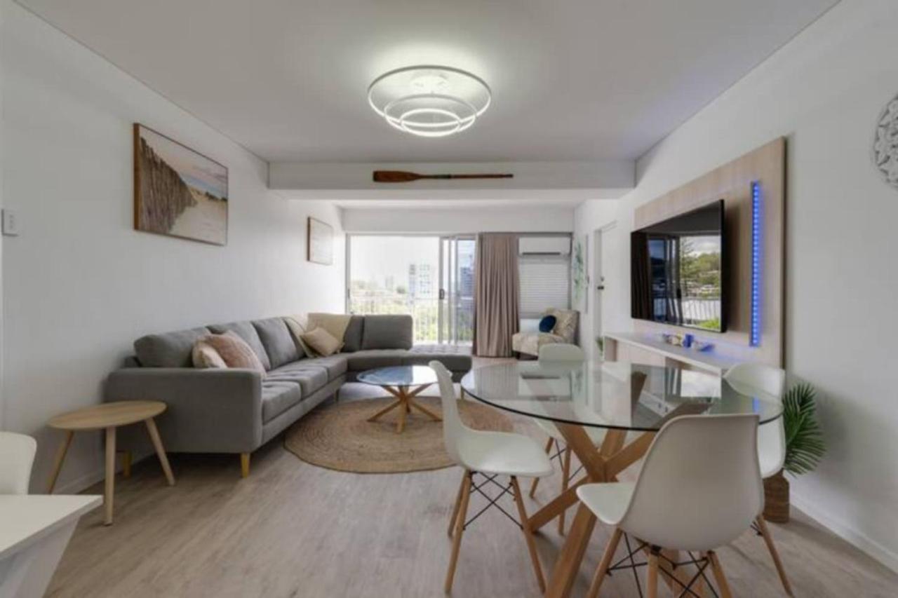 Burleigh Point Vibes 2 Bed * Gold Coast