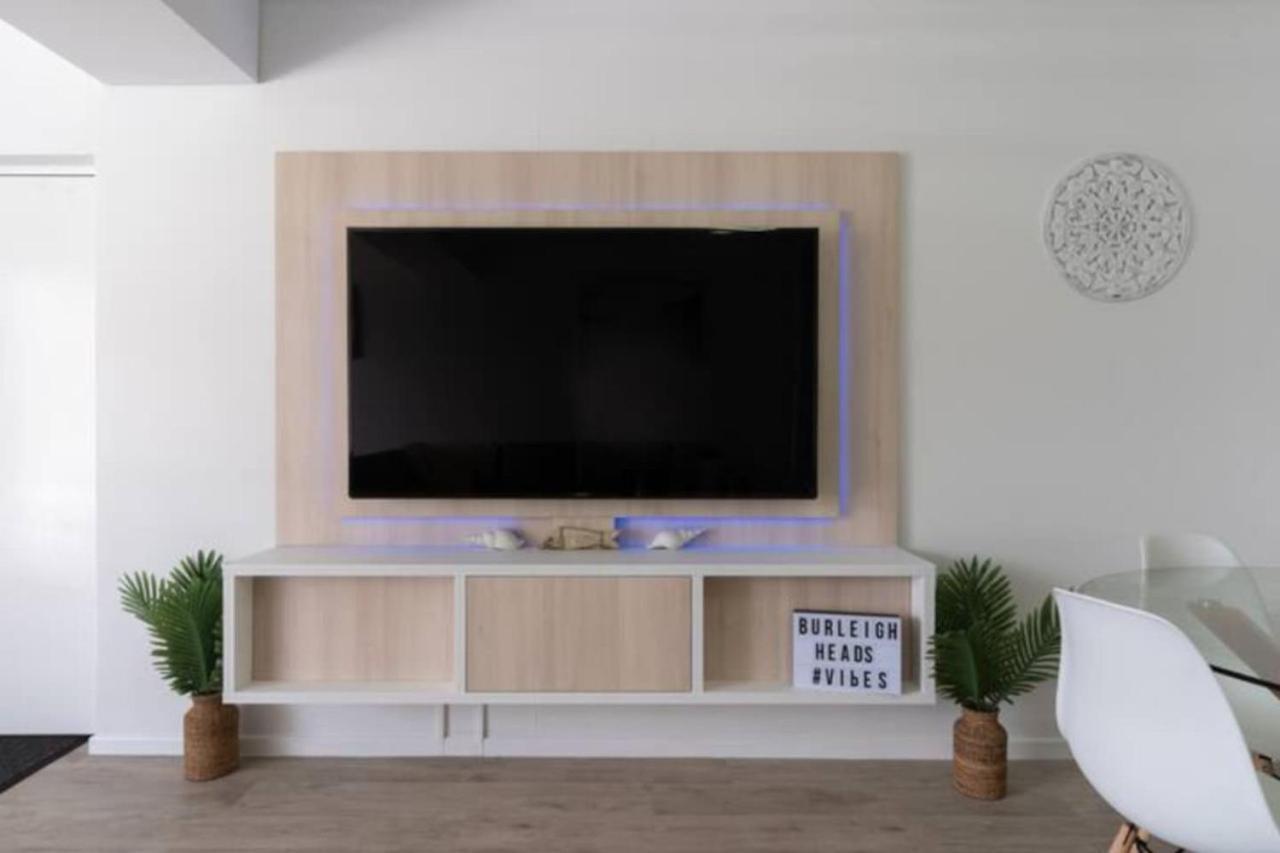 Burleigh Point Vibes 2 Bed Apartment Gold Coast