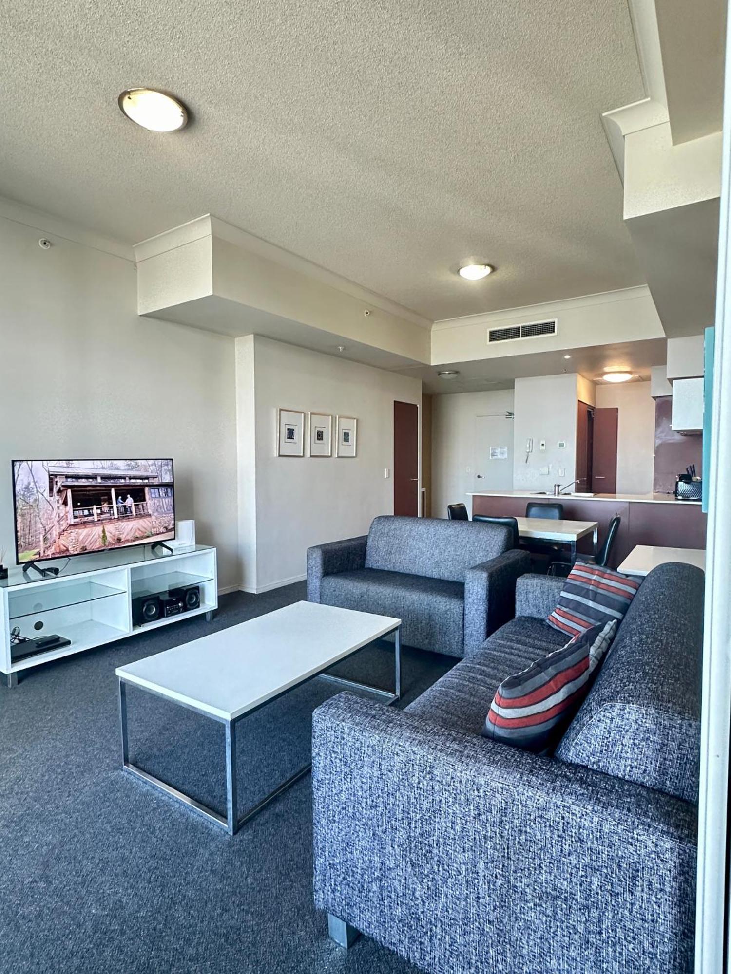 Apartment Chevron Renaissance - Style Living By Premium