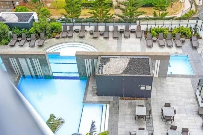 Oracle * Gold Coast