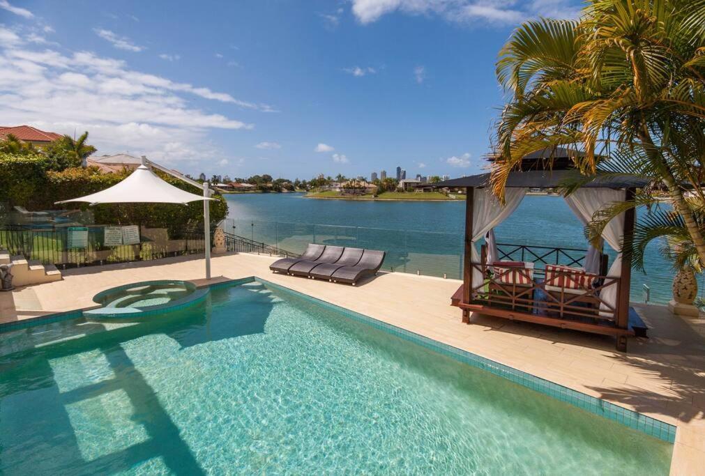 Broadbeach Waterfront - Winner! Holiday home Gold Coast