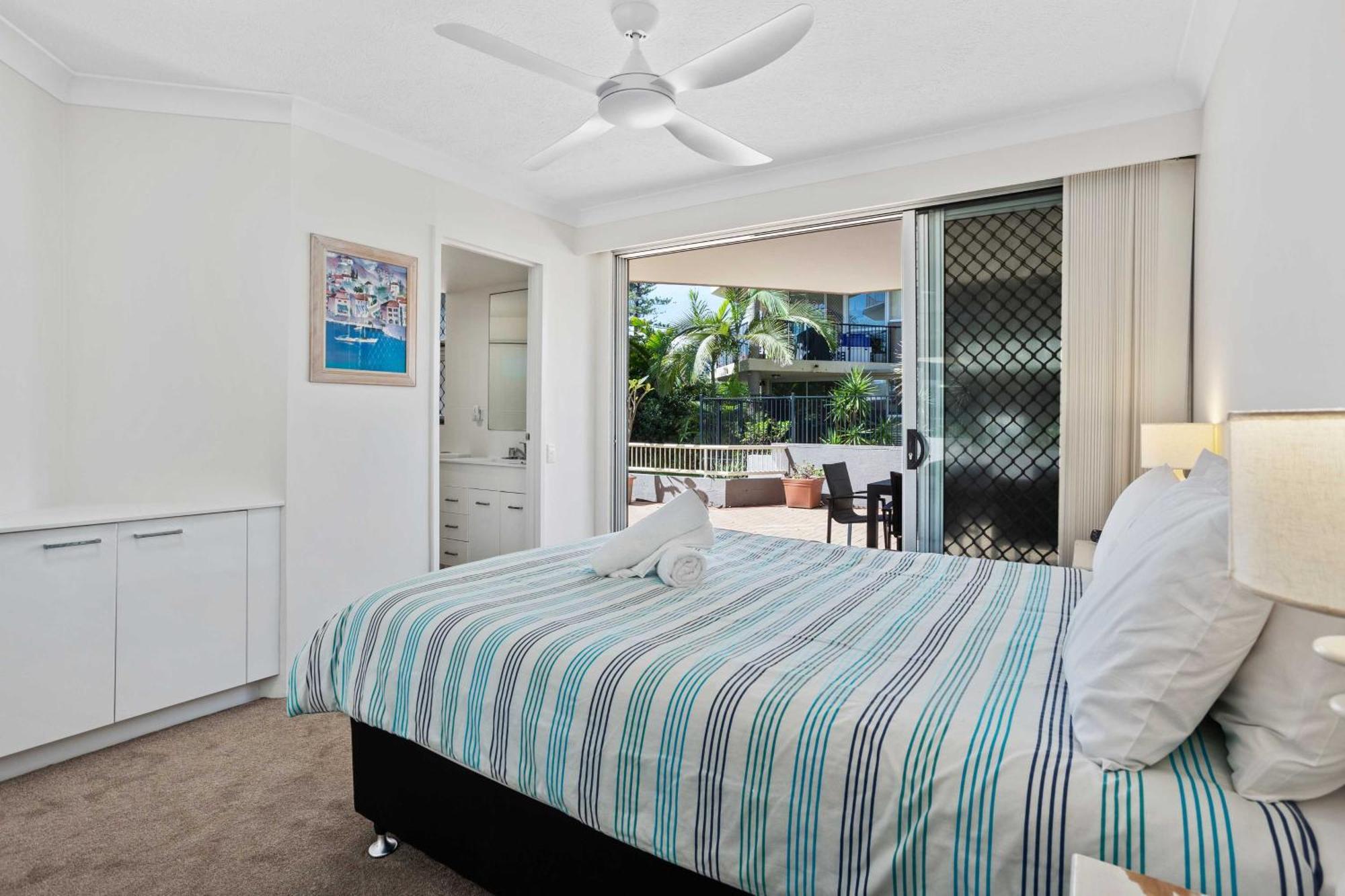 Sandown - Hosted By Burleigh Letting * Gold Coast