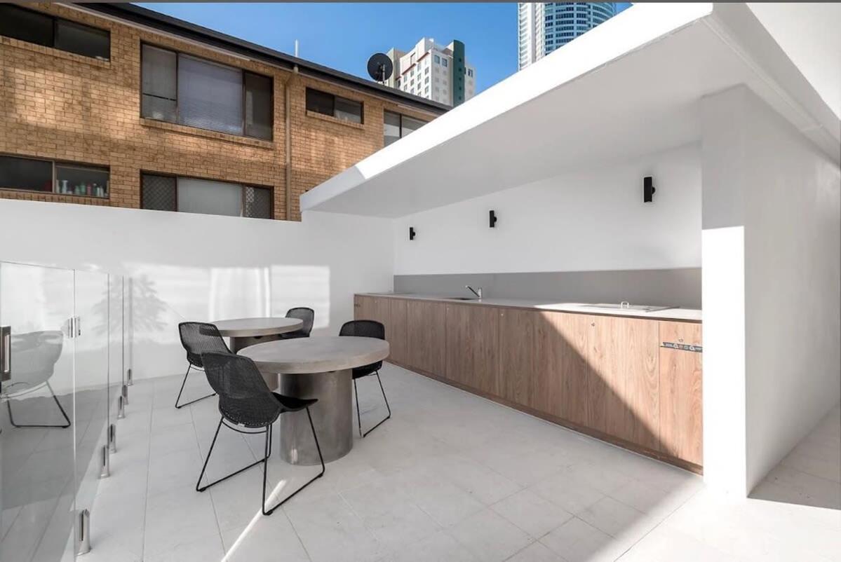 Apartment Surf's Up Stunning Paradise Serenity *