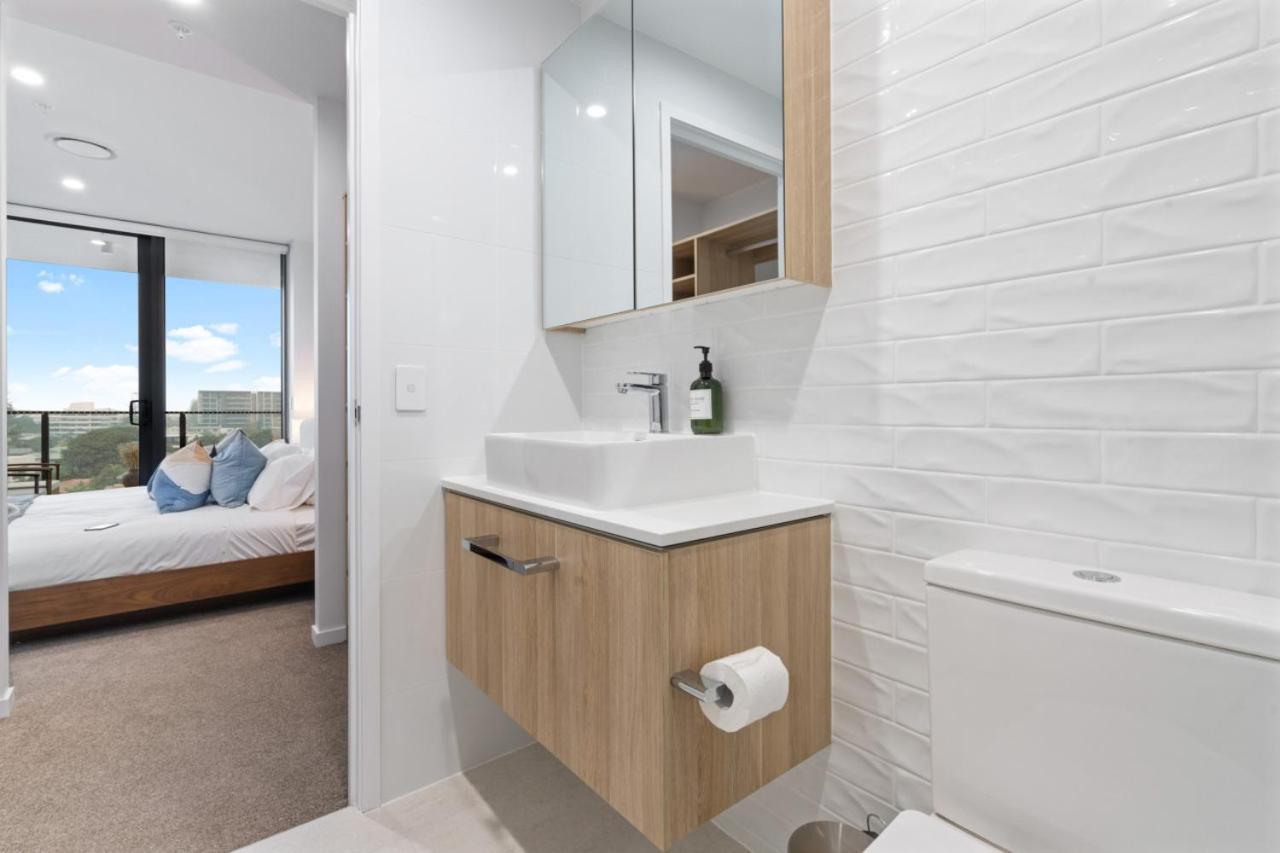 The Serenity - Surfers Paradise Riverview 2 Bedroom With Parking And Pool Apartment *