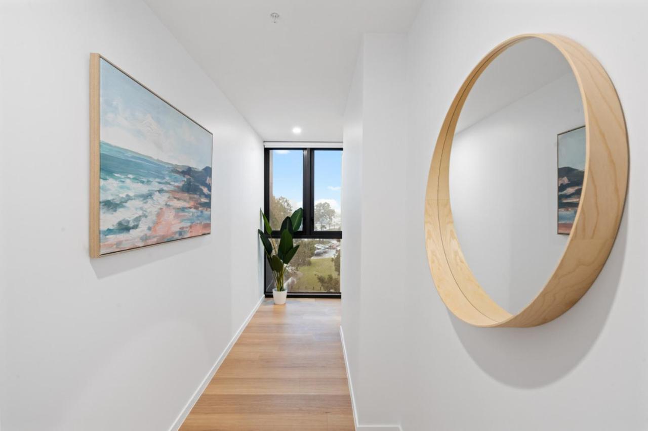 The Serenity - Surfers Paradise Riverview 2 Bedroom With Parking And Pool Apartment