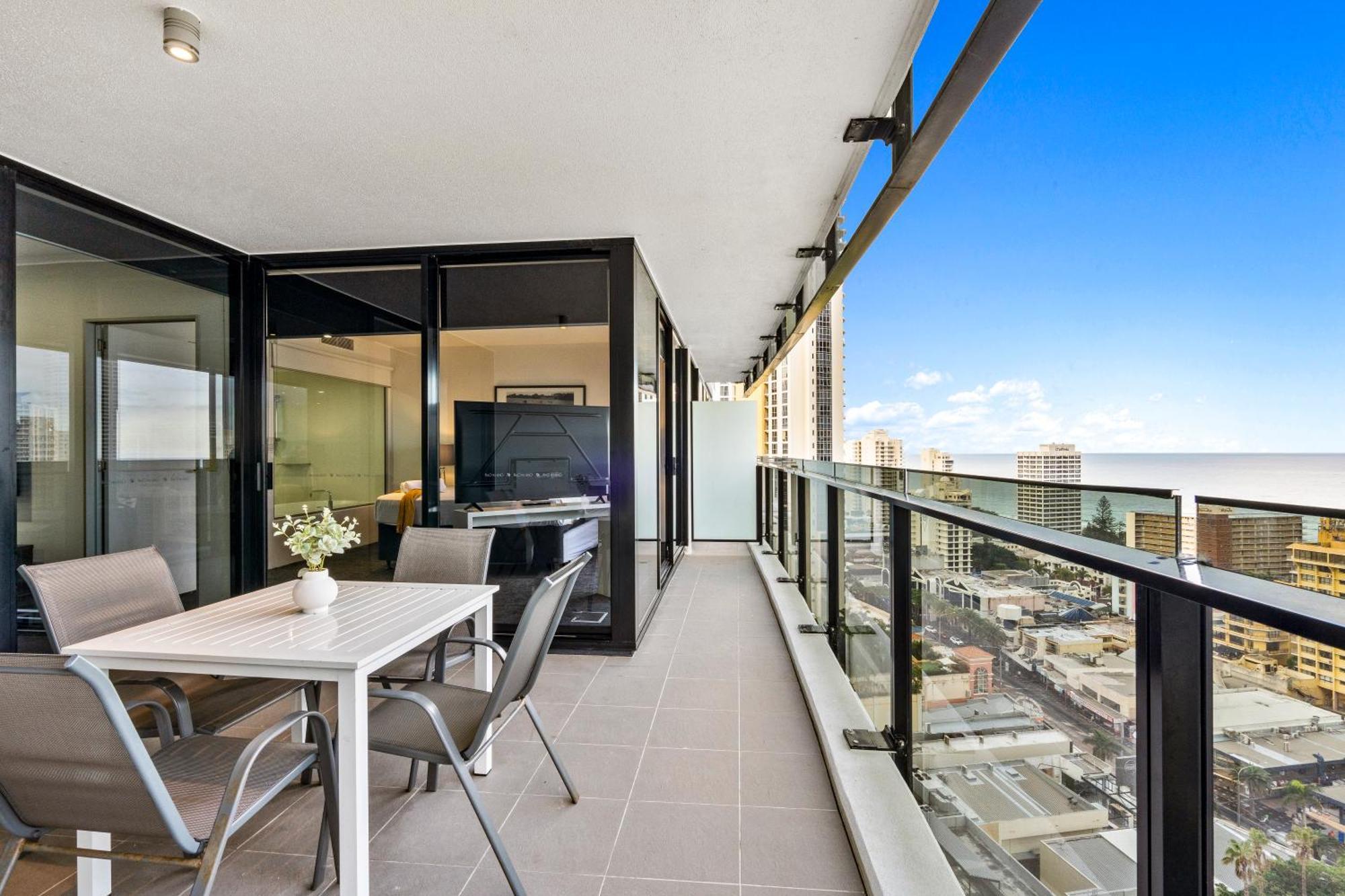 Apartment Self-contained At Circle On Cavill - Privately Managed - Wow Gold Coast