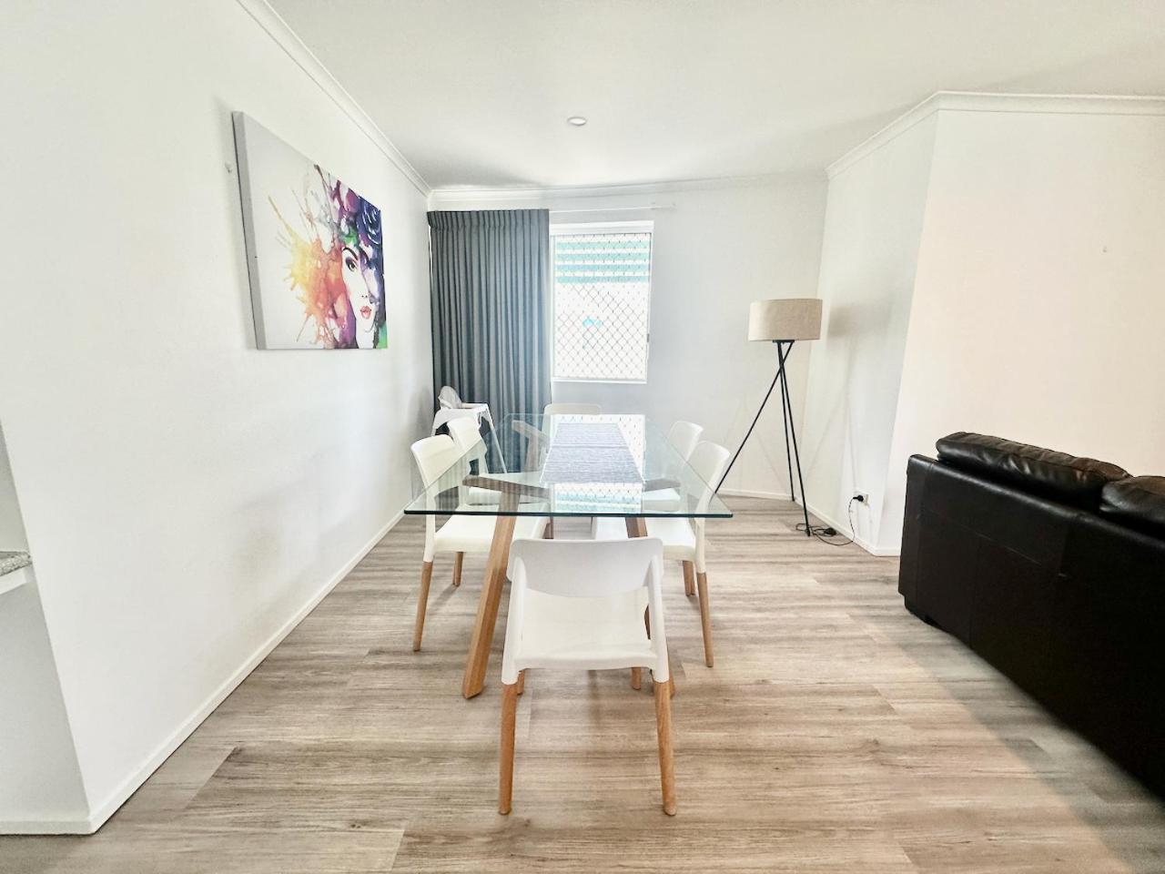 Diamond 66 * Gold Coast