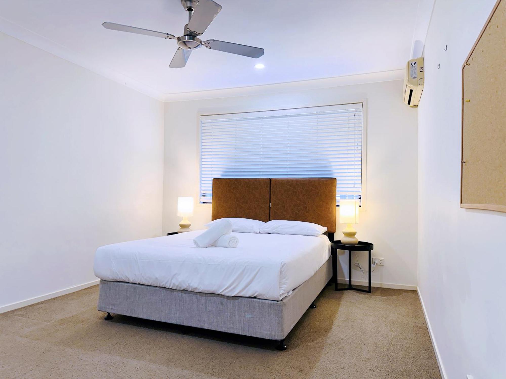 Waterfront Haven Balinese At Bundall Villa Gold Coast