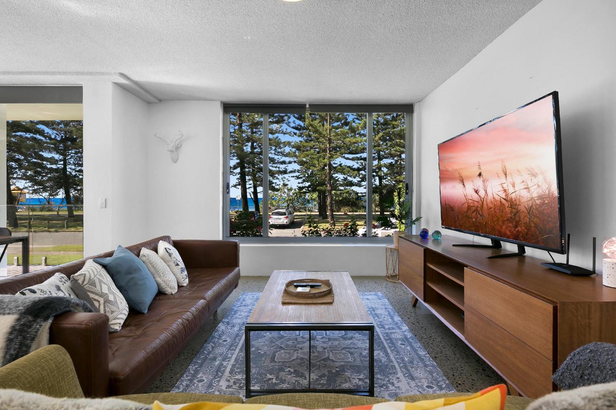3 Bedroom Ocean Views At Teenamara * Gold Coast